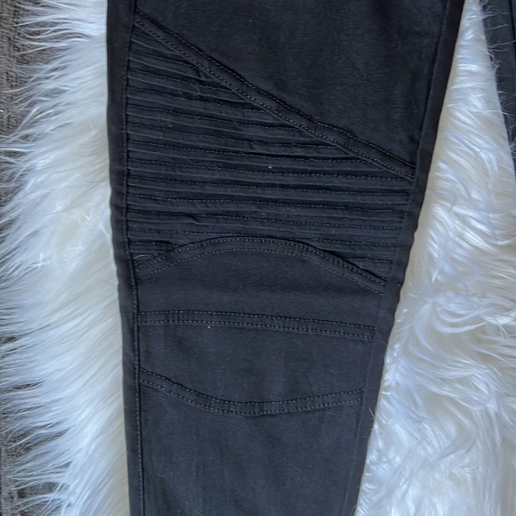 Boutique Moto Like Leggings with Ankle Zipper Black Size Large [no tag] - Picture 5 of 5